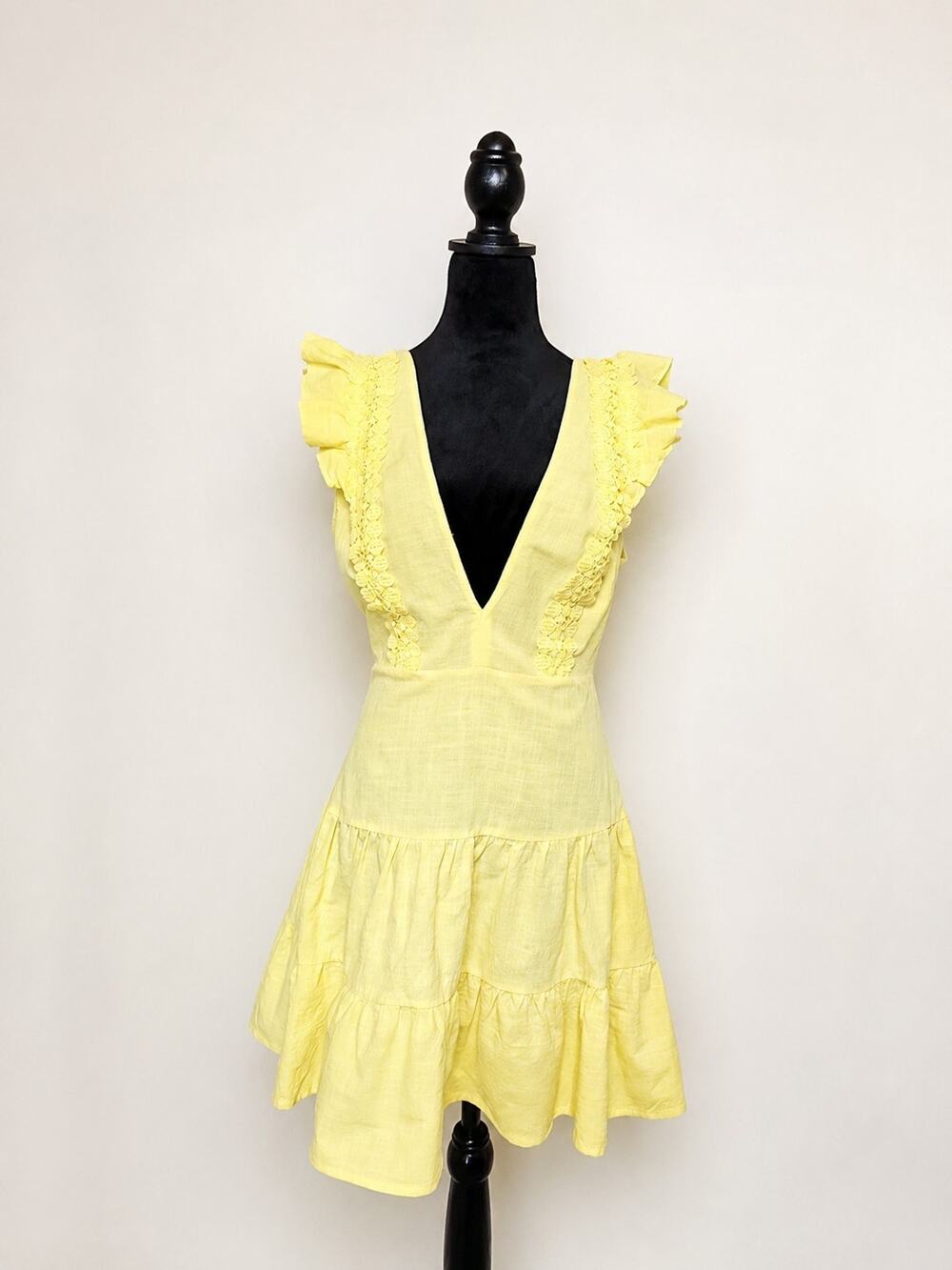 Double Crazy Elegant Yellow V-Neck Fit & Flare Dress Lace Tie Back Size L.